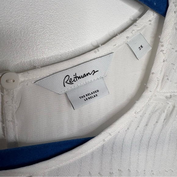 Elegant Cream Sleeveless Top - Picture 6 of 10